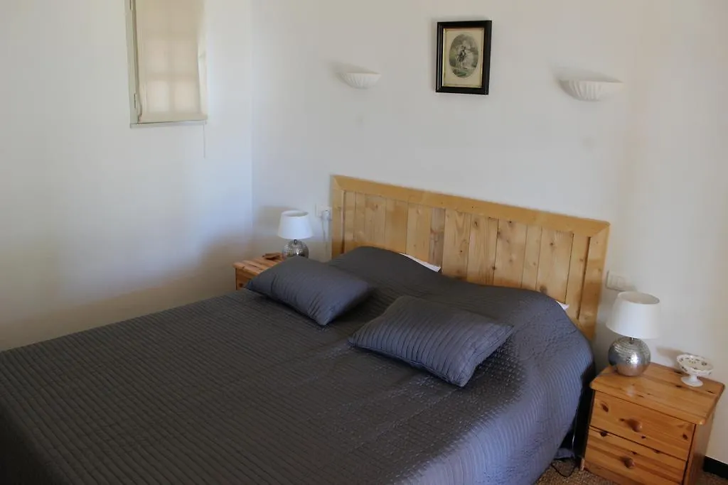 La Maison Des Roches Gordes Holiday home