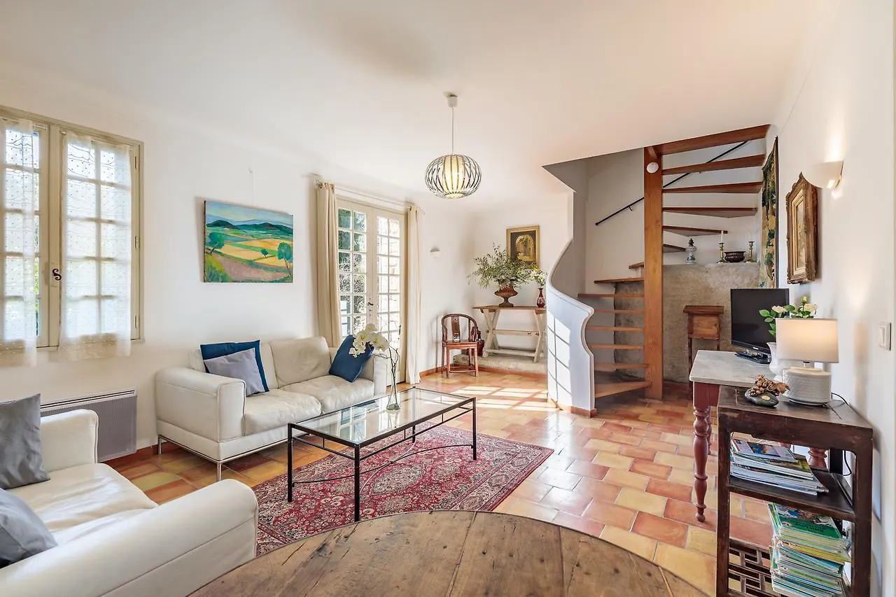 La Maison Des Roches Gordes Holiday home